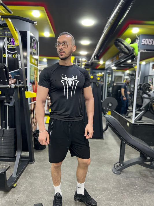 Compression T-shirt  demi manche ( bersark/spyderman )