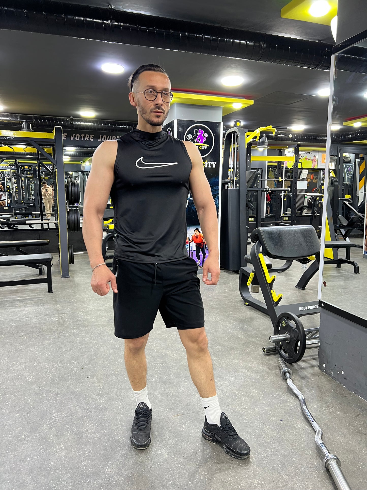 t-shirt decoulte Nike