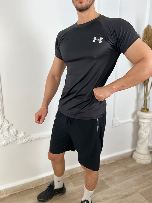 Compression T-shirt  demi manche ( bersark/spyderman )
