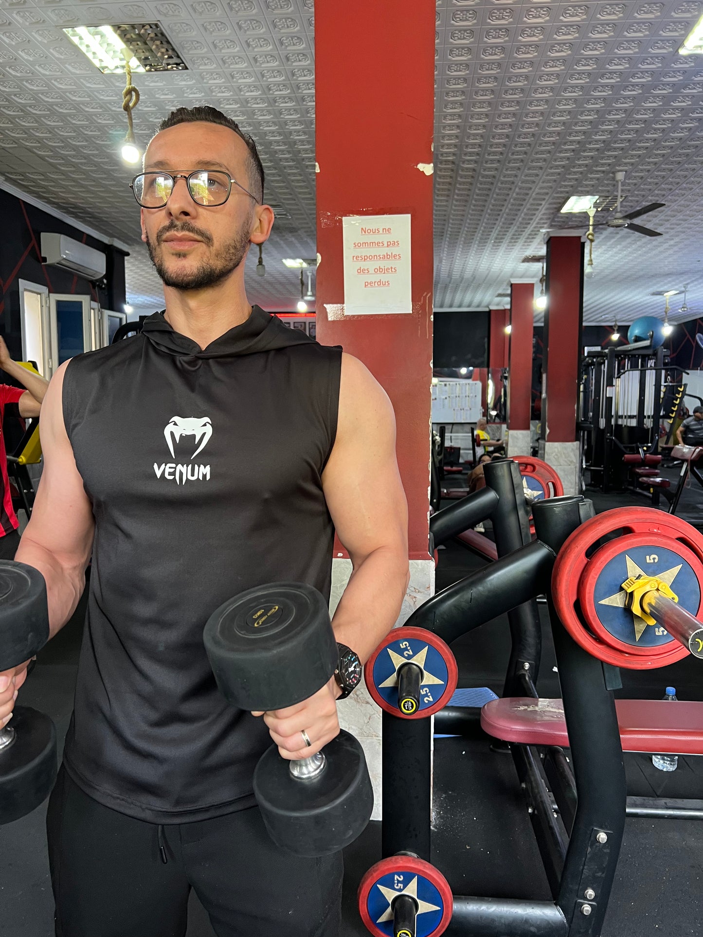 Compression T-shirt decoulte avec capuche (من اختيارك logo)