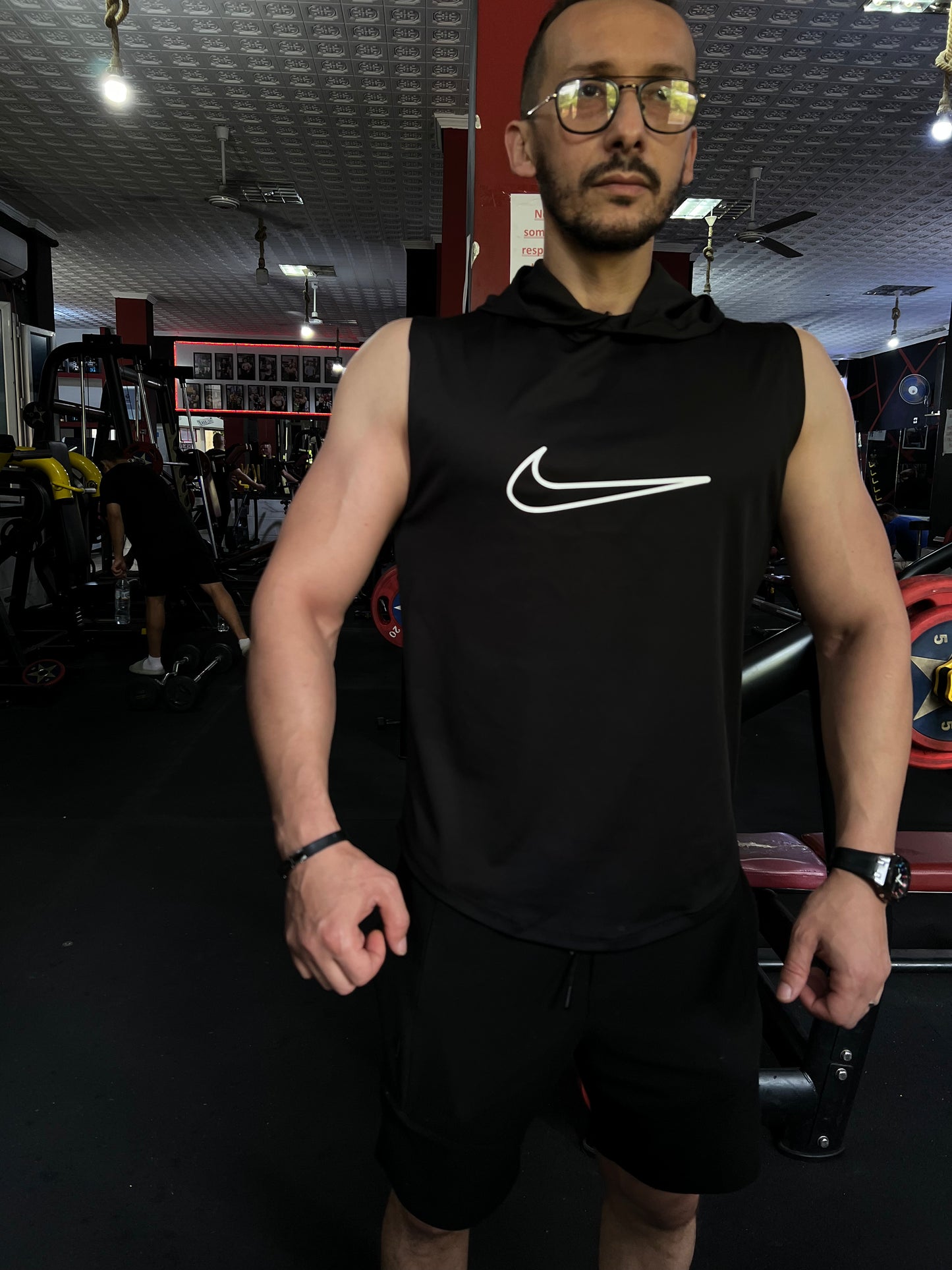 Compression T-shirt decoulte avec capuche (من اختيارك logo)